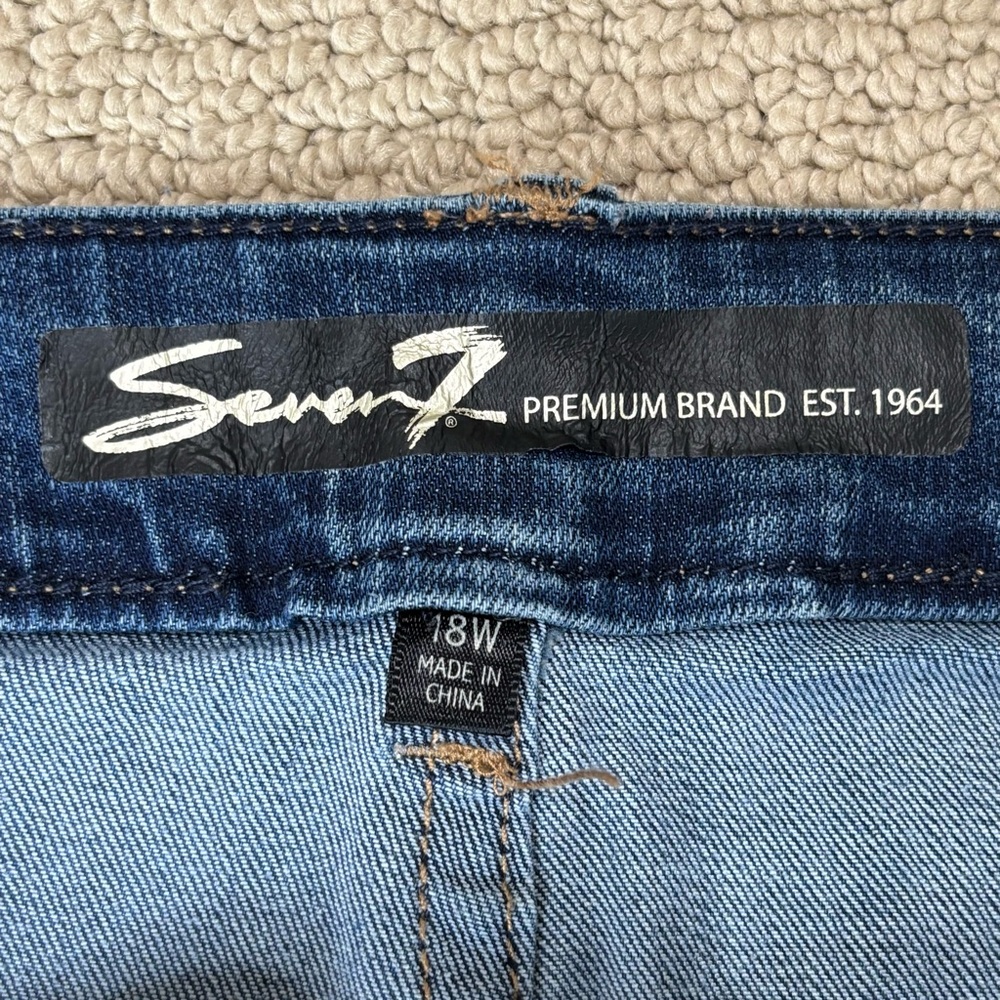 Seven7 Embroidered Skinny Jeans - Picture 6 of 6